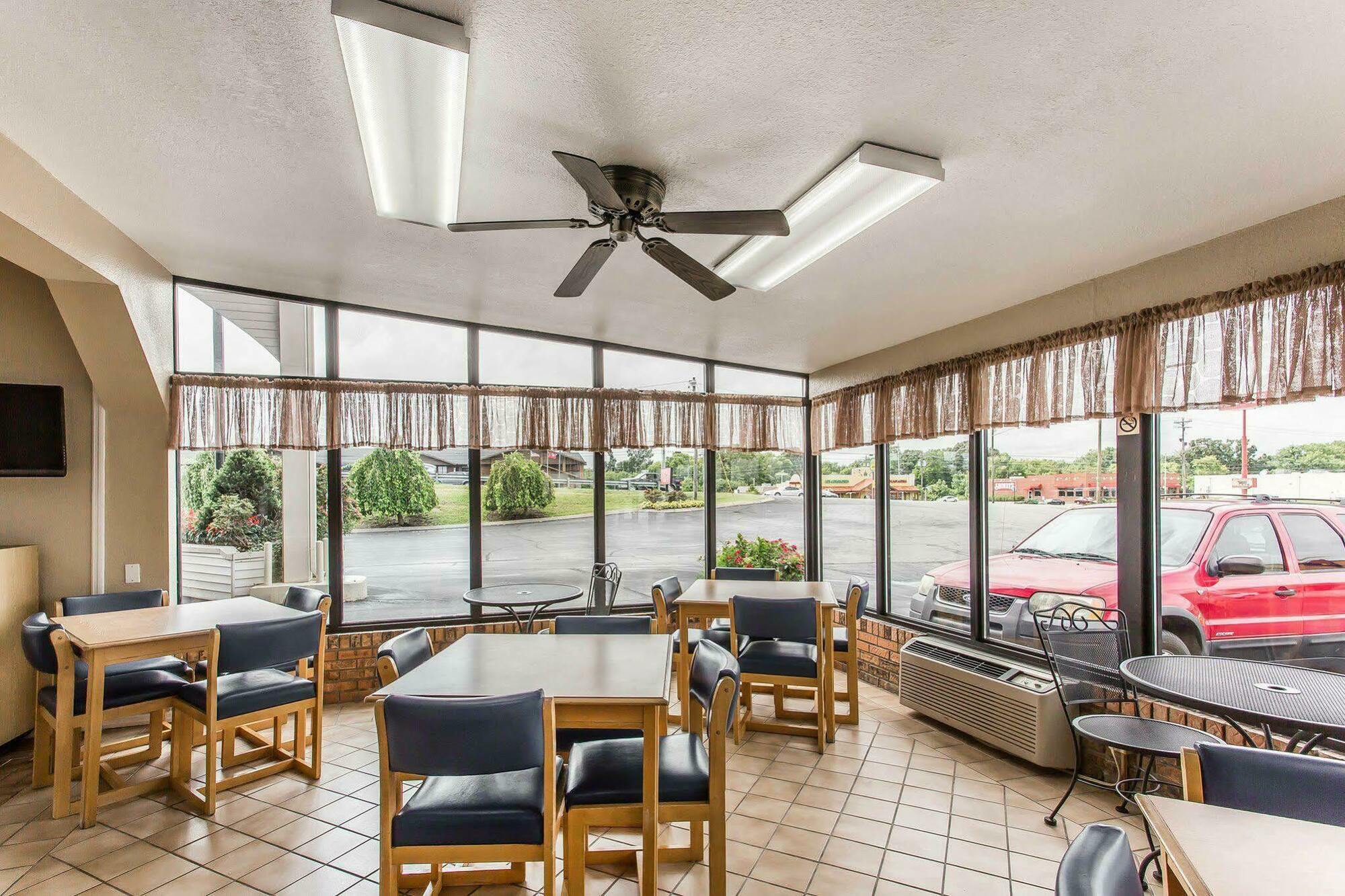 Econo Lodge Lebanon Extérieur photo